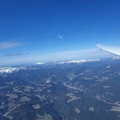 Flugwegposition um 13:21:57: Aufgenommen in der Nähe von Kindberg, Österreich in 2547 Meter